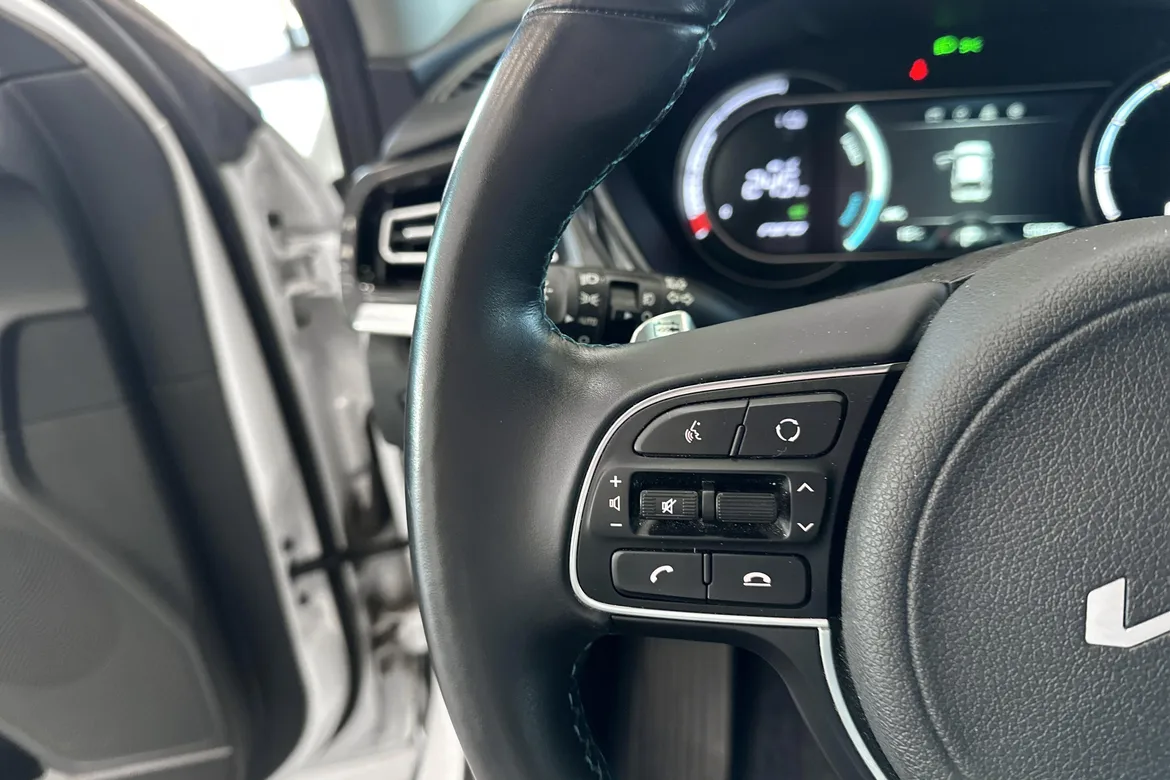 picture of a car