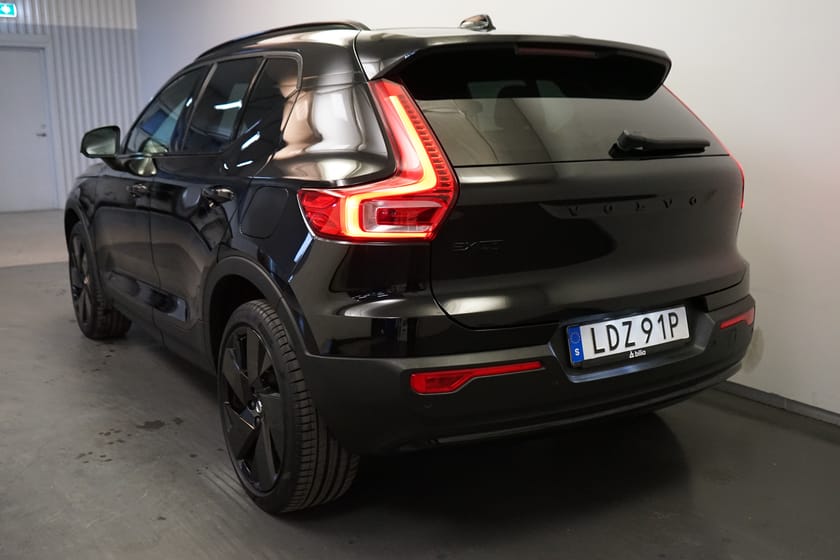 Bild 4 av Volvo EX40 Single Motor Extended Range M R Ultra Black Edt