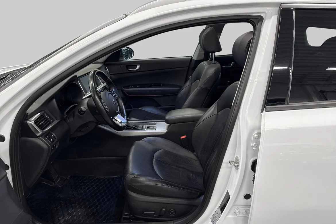 picture of a car