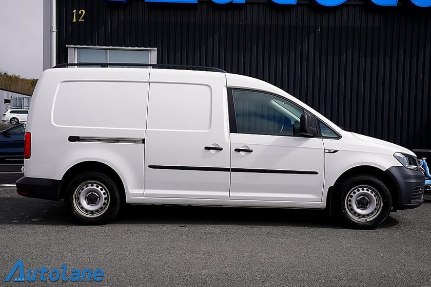 Bild 3 av Volkswagen Caddy Maxi Van 2.0 TDI BMT Värmare,Dragkrok,Inredning 102hk