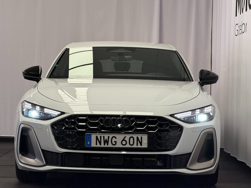 Bild 3 av Audi A5 Sedan e-hybrid quattro 270 KW S TRONIC