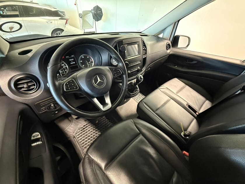Bilde 5 av Mercedes-Benz Vito 111 CDI 2.8t 1,6 114hk Hengerfeste/Navi/S+V