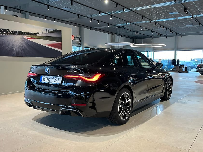Bild 4 av BMW i4 eDrive40 Gran Coupé M Sport Adapt Farthållare Rattvärme Drag 4,95%