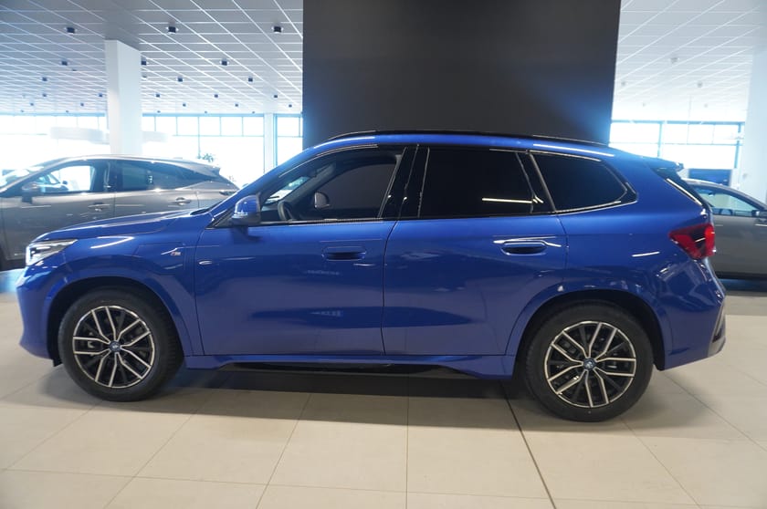 Bild 3 av BMW X1 xDrive30e M Sport Active Launch Ed Drag