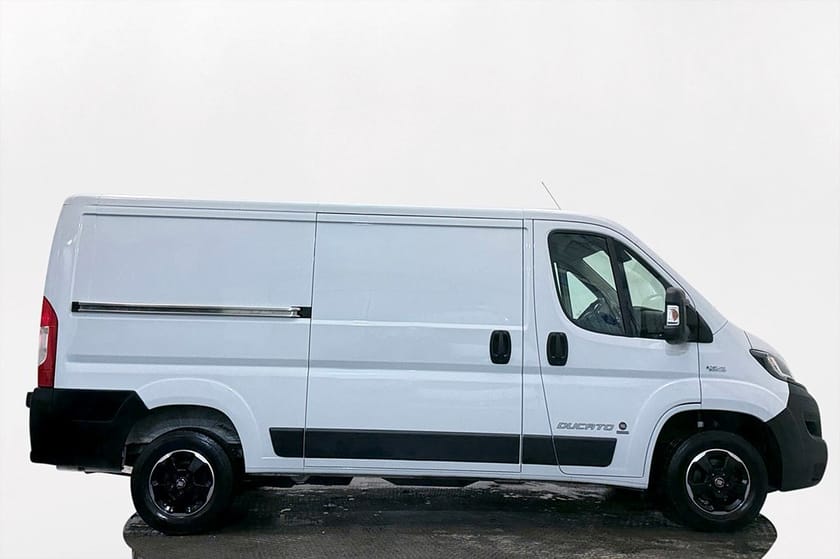 Bild 5 av Fiat Ducato Van Skåpbil 35 3.0 CNG L2H1 Drag 3-sits Kamera P-Sens MOMS