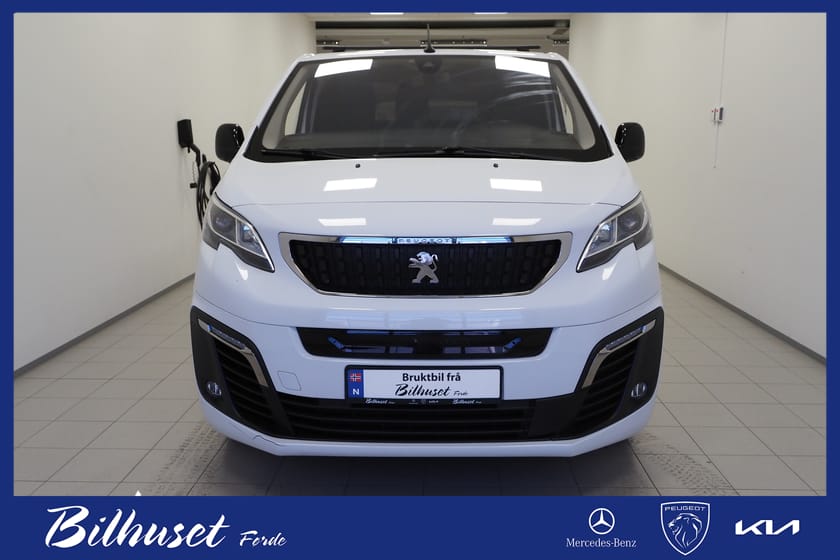 Bilde 5 av Peugeot e-Expert Mester 75kWh L2 / Kamera / Hengerfeste