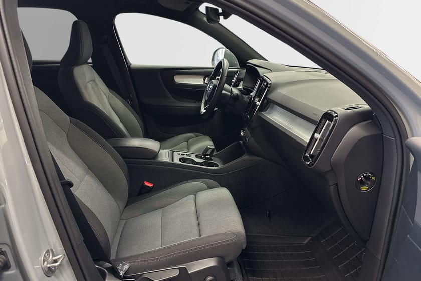Bild 5 av Volvo XC40 B4 FWD Bensin Core SE II