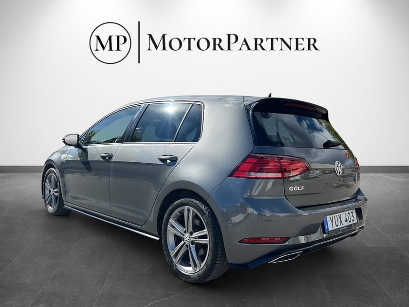 Bild 5 av Volkswagen Golf TSI R-Line Cockpit CarPlay Värmare 150hk