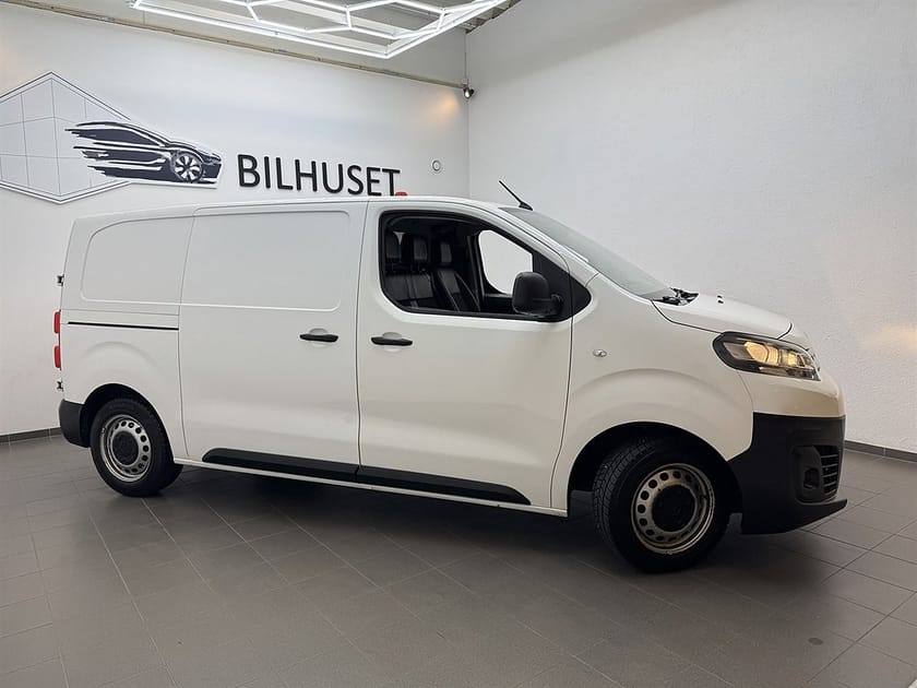 Bild 2 av Citroën Jumpy Van 1.5 BlueHDi 120hk Moms/Värmare/Krok/2brukare