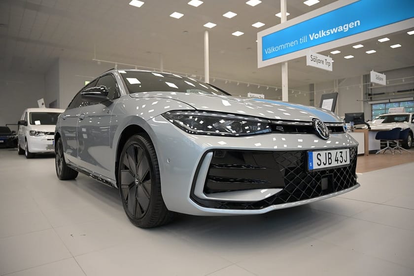 Bild 4 av Volkswagen Passat Variant eHybrid 272hk R-Line *PRIVATLEASING KAMPANJ*