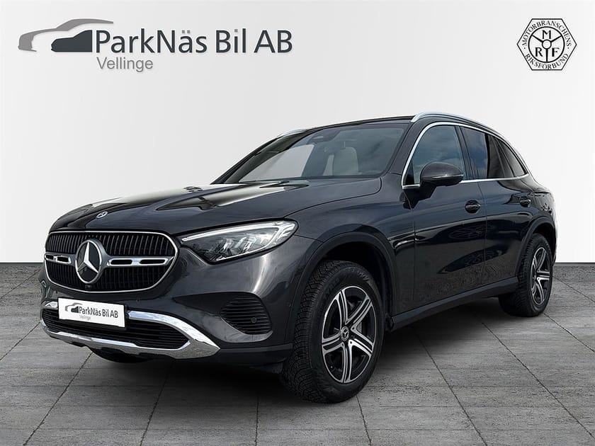 Bild 2 av Mercedes-Benz GLC 300 d e 4MATIC de 4M 333hk PANO DRAG LÄDER