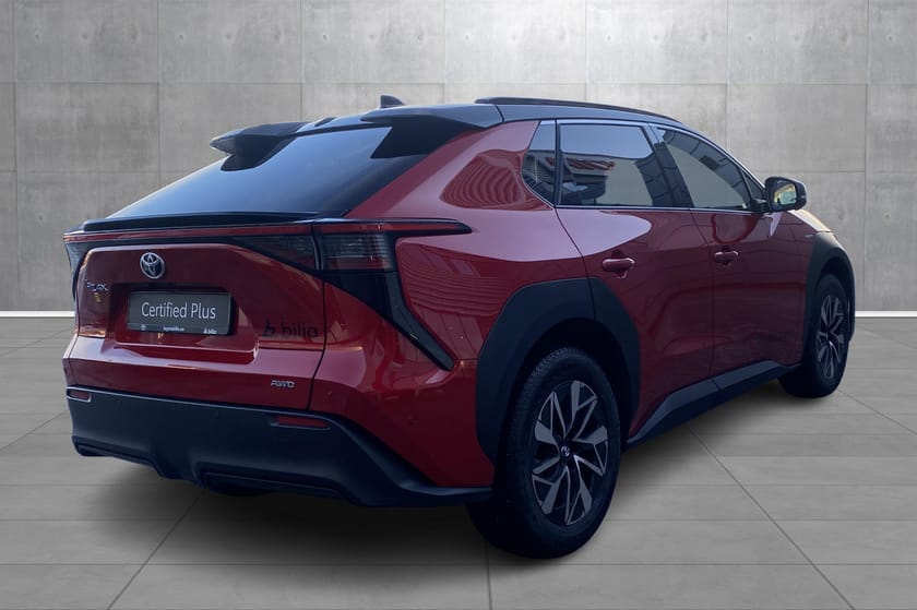 Bilde 5 av Toyota bZ4X AWD Executive bi tone