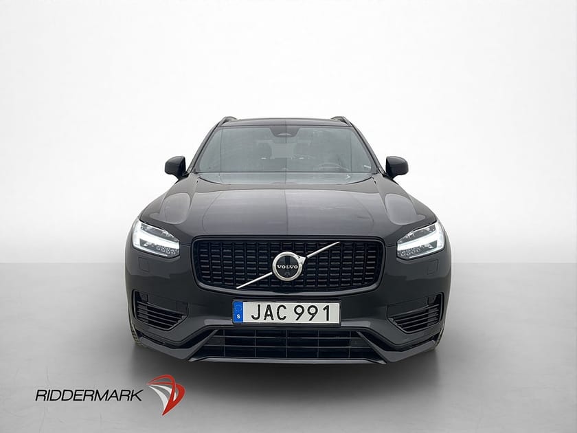 Bild 2 av Volvo XC90 7 Säten T8 AWD Ultimate Dark 7Sits B&W Pano 360° HuD Luft