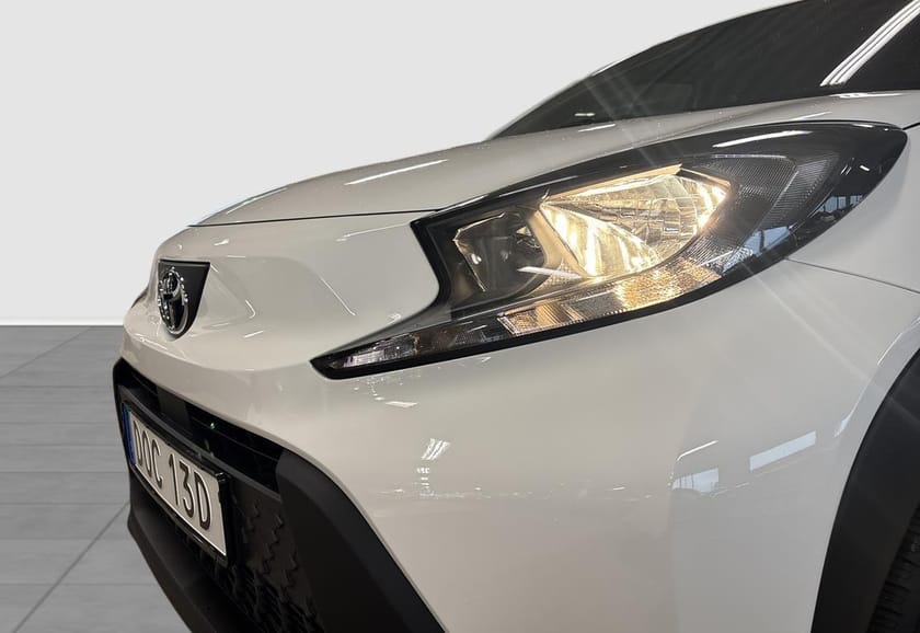 Bild 4 av Toyota Aygo X X-Play Automat