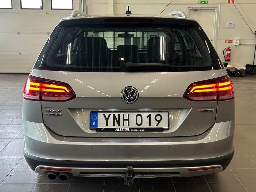 Bild 5 av Volkswagen Golf Alltrack 2.0 TDI 4Motion Executive Kamera/Drag/Värmare/Massage