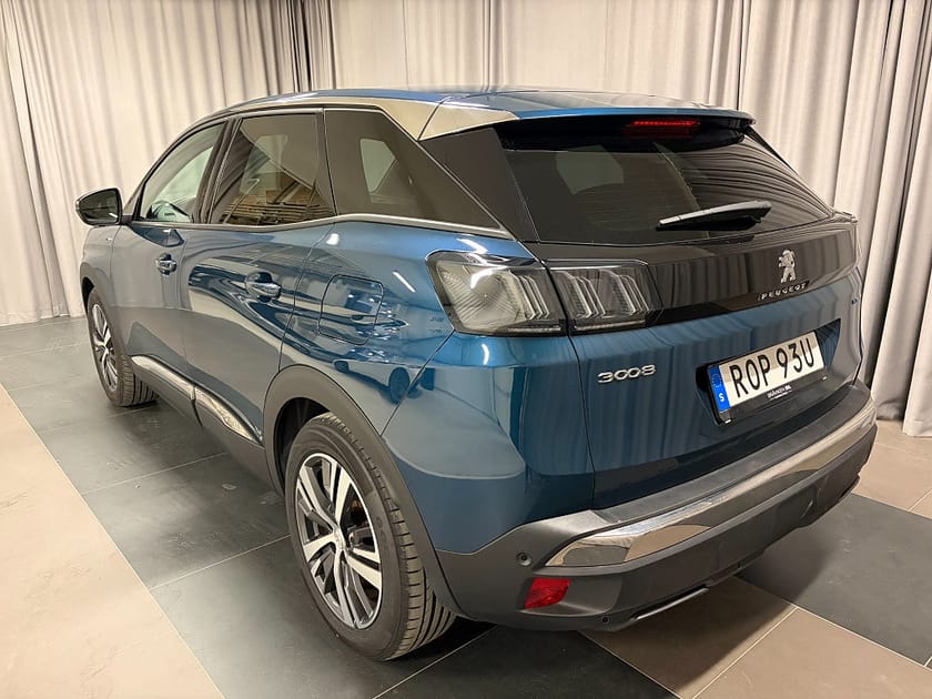 Bild 3 av Peugeot 3008 HYBRID4 300 ALLURE PACK Plug-in AWD Inkl. Drag