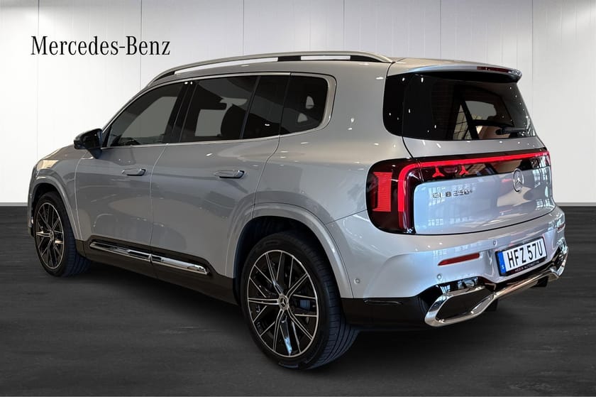 Bild 3 av Mercedes-Benz GLB 250+ ADVANCED EDITION *DEMOBIL* DRAGKROK*