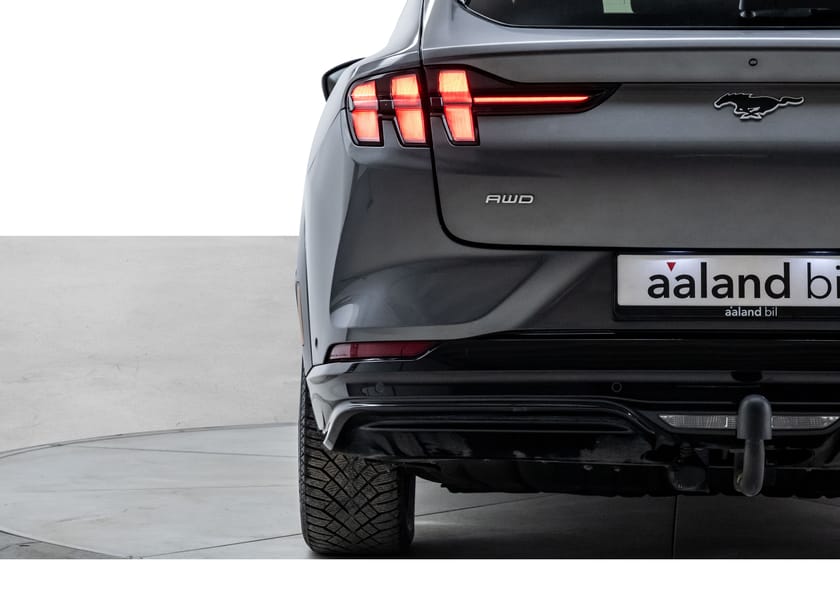 Bilde 4 av Ford Mustang Mach-E Long Range AWD 540 km, Active Tech, B&O lydsystem, krok.