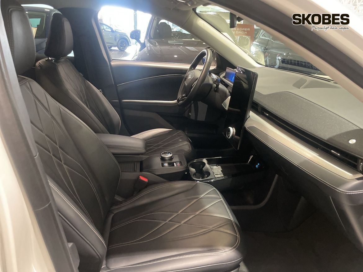 Ford Mustang Mach-E Long Range, 294hp, 2021