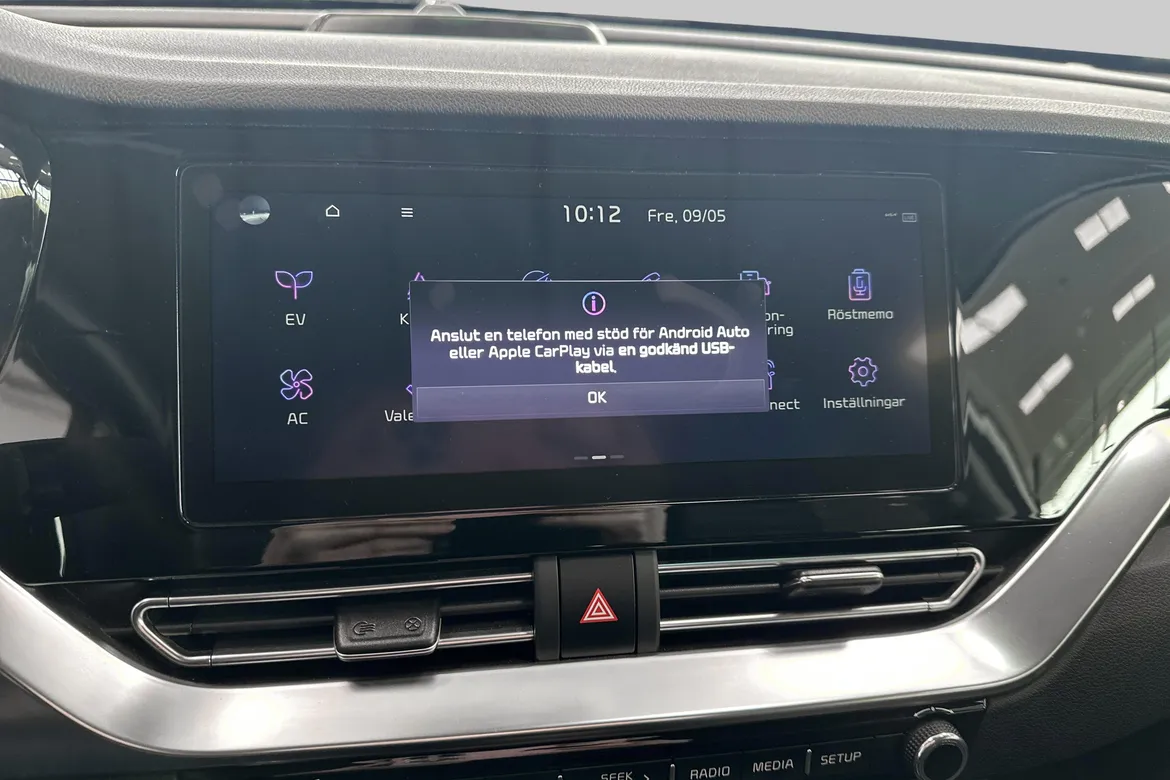 picture of a car
