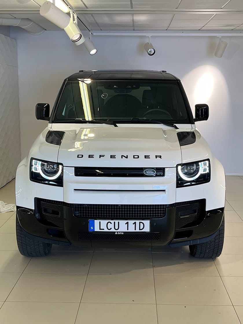 Bild 2 av Land Rover Defender P300e PHEV 110 X-Dynamic SE / Black Pack / Leasebar!