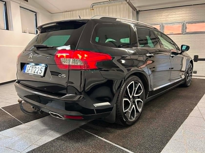 Bild 2 av Citroën C5 Tourer 2.0 BlueHDi 181 hk Automat Exclusive Euro 6 Drag