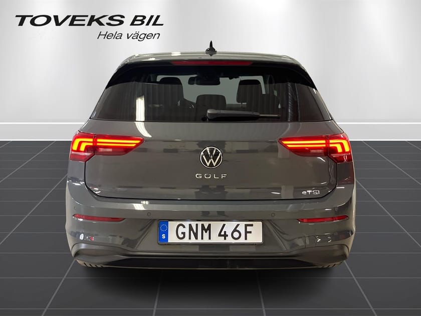 Bild 4 av Volkswagen Golf Life 1.5 eTSI 150 HK 7 VXL
