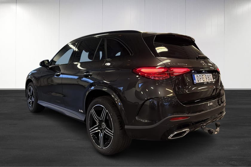 Bild 4 av Mercedes-Benz GLC 300 e 4MATIC Moms/AMG/Panorama/Burmester/Drag
