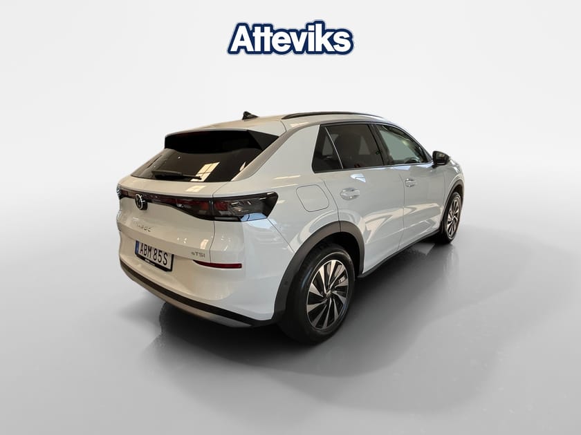 Bild 3 av Volkswagen T-Roc LIFE 1.5 ETSI 150hk *Keyless/Backkamera*