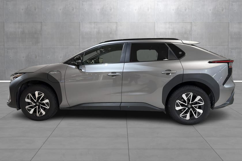 Bilde 2 av Toyota bZ4X AWD Active Tech