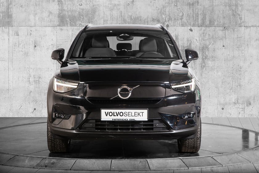 Bilde 2 av Volvo XC40 Recharge Twin motor AWD –Plus - Hengerfeste