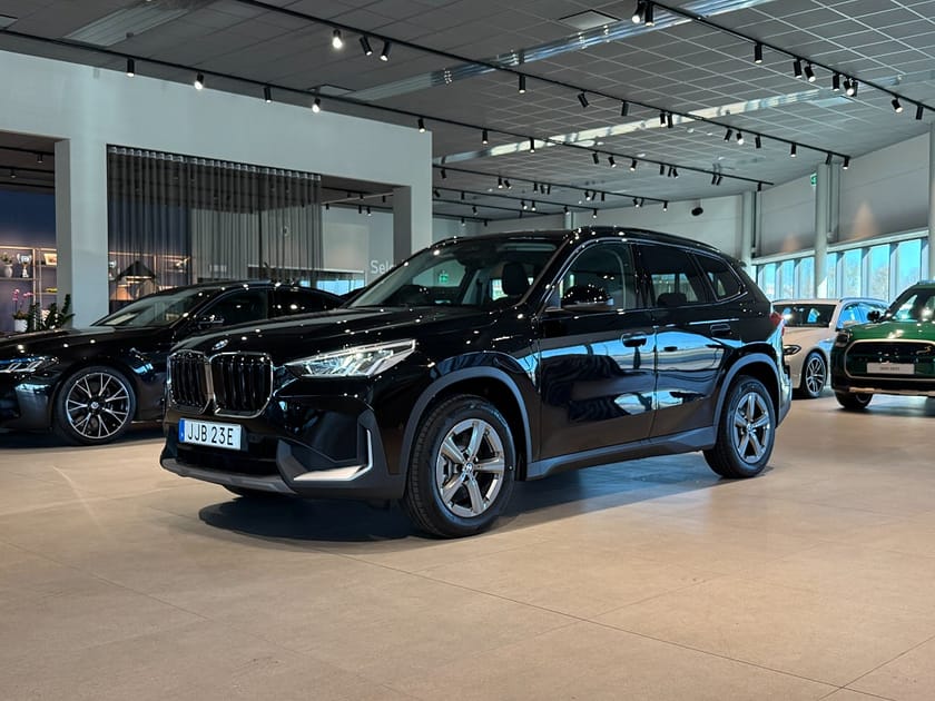 Bild 1 av BMW X1 xDrive25e Driving Assistant Plus Rattvärme Dragkrok