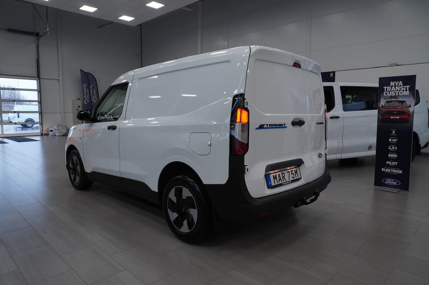 Bild 5 av Ford E-Transit Courier Skåp Trend Elmotor 100 kW 136hk 1-Vxl