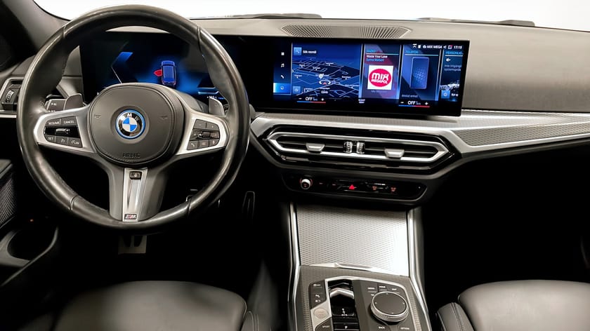 Bild 4 av BMW 330e xDrive Touring M Sport Drag HiFi