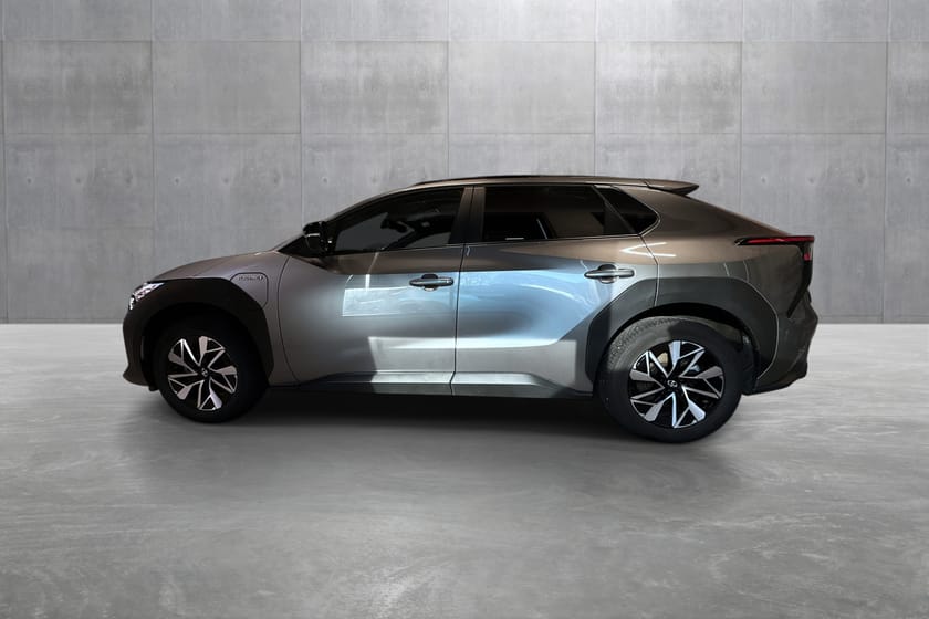 Bilde 2 av Toyota bZ4X Elektrisk 218 hk Automatgir AWD Active Tech