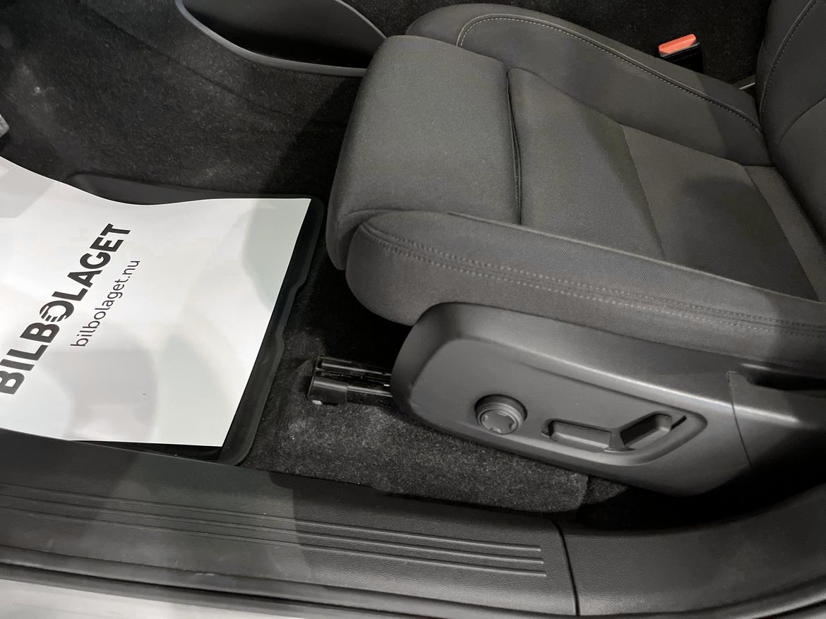 Volvo XC40 2023 - miniatyr 16