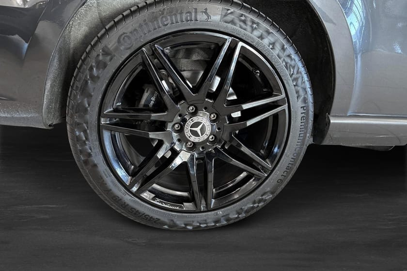 Bild 4 av Mercedes-Benz V 250d 4MATIC 3.2t 250 D AVANTGARDE EX.LÅNG