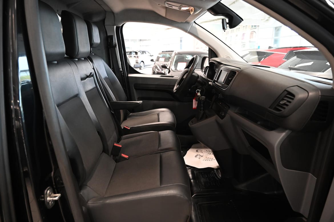 Toyota Proace 2.0 D-4D 4x4 Manuell, 6-trinn, 122hk, 2020