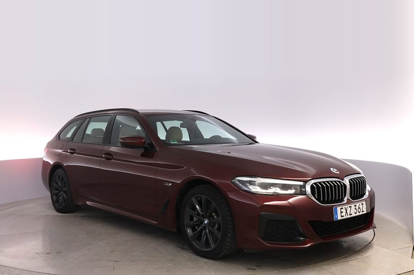 Bild 1 av BMW 530e xDrive Touring M Sport DRAG RATTVÄRME V-HJUL MOMS