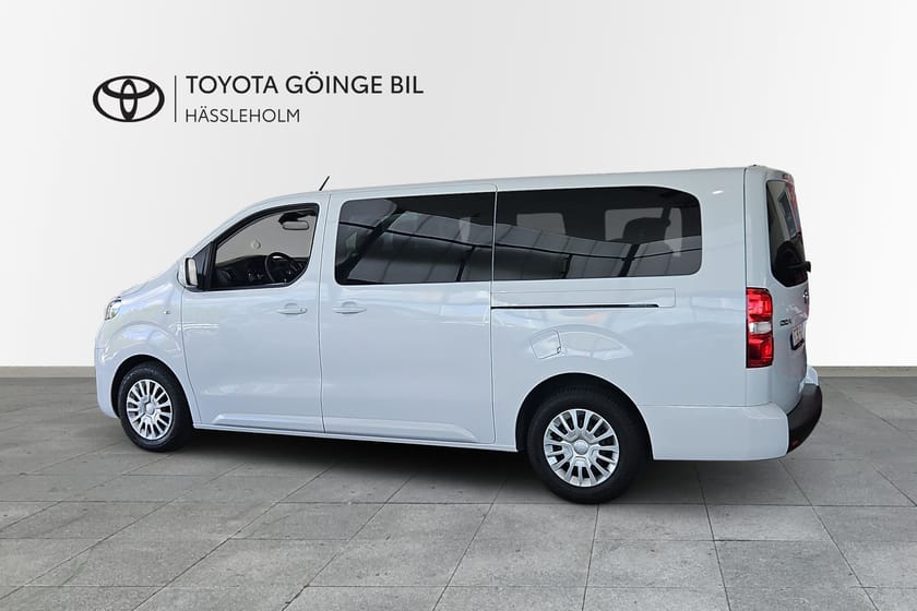 Bild 3 av Toyota Proace Verso SHUTTLE LONG 2,0 D ADBLUE 145 HK S&S