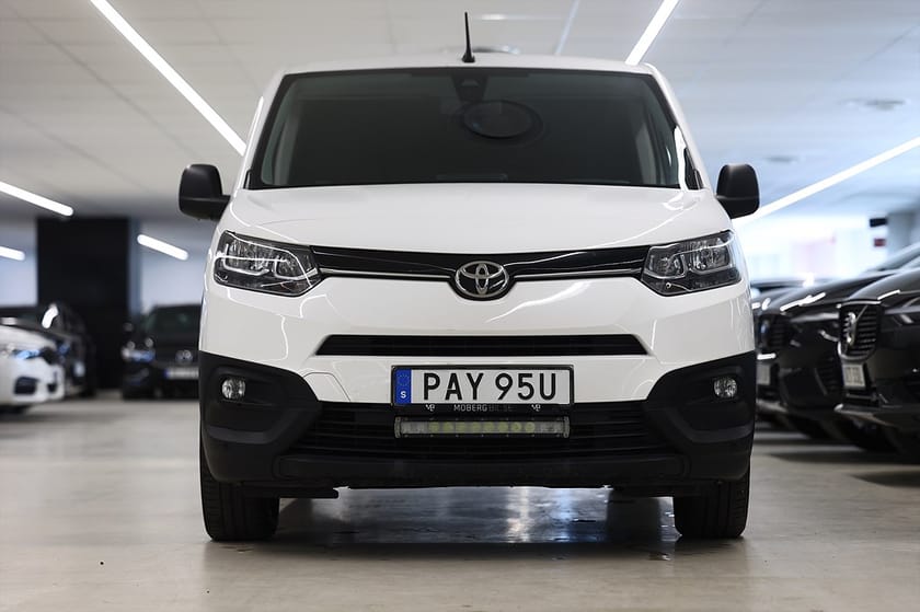 Bild 5 av Toyota ProAce City 1.5D AdBlue 130hk V-Inrett Värmare CarPlay B-Kamera