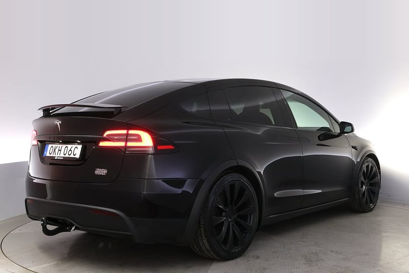 Bild 5 av Tesla Model X Plaid 6-sits Autopilot Pano Yoke Drag