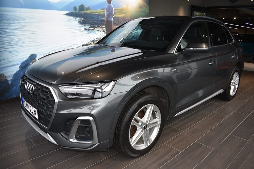Bild 1 av Audi Q5 55 TFSI e quattro 367 HK S-TRONIC S-LINE