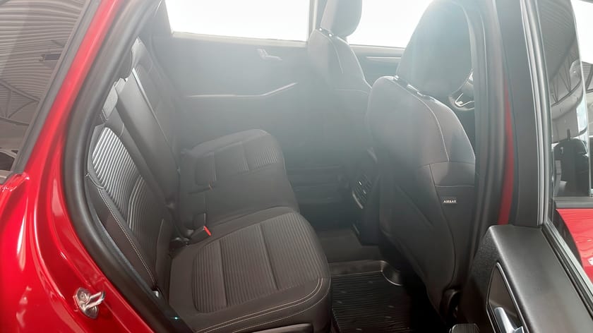 Bild 5 av Ford Kuga Plug-In Hybrid 225hk Titanium pHev 64km Range Årsskatt 360kr