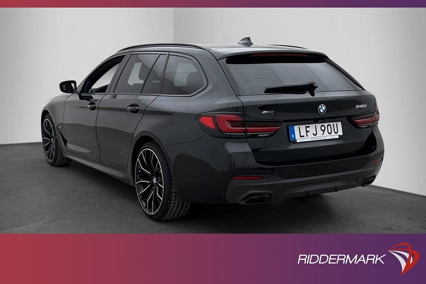 Bild 5 av BMW 540i xDrive Touring 540 333hk M Sport Innovation Pano HUD Kamera