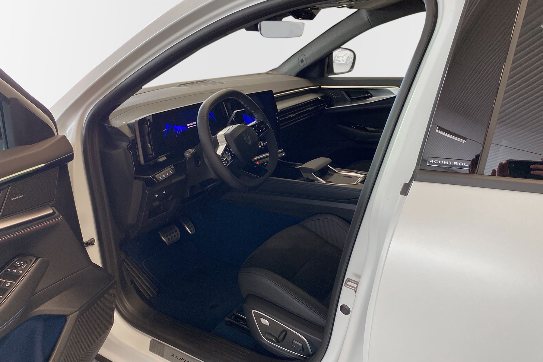 Renault Rafale E-Tech 4×4