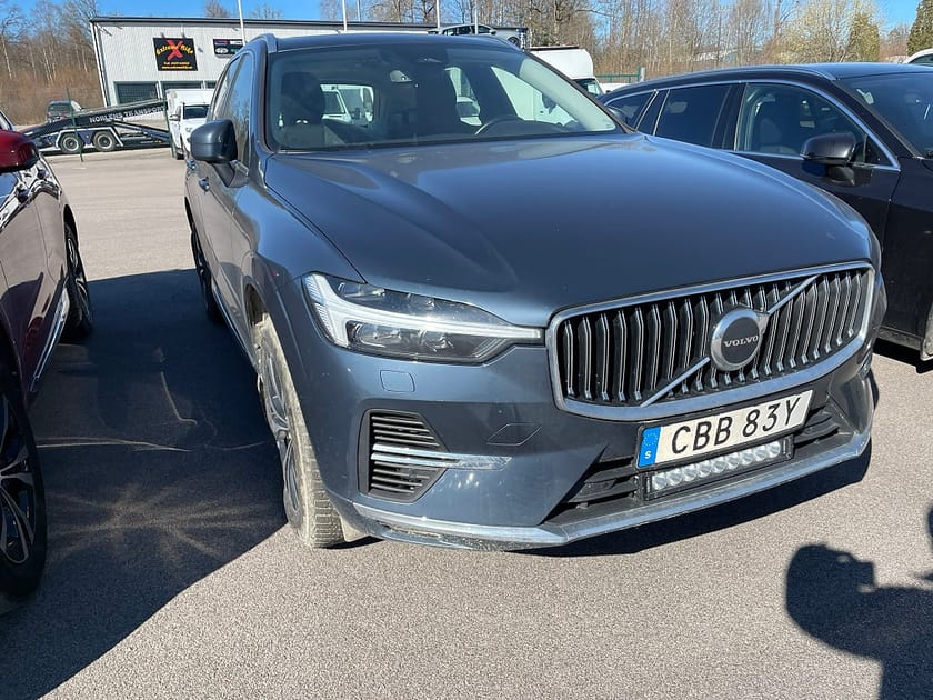Bild 2 av Volvo XC60 T6 Recharge Core Bright plug in AWD 350HK 4x4 Panorama
