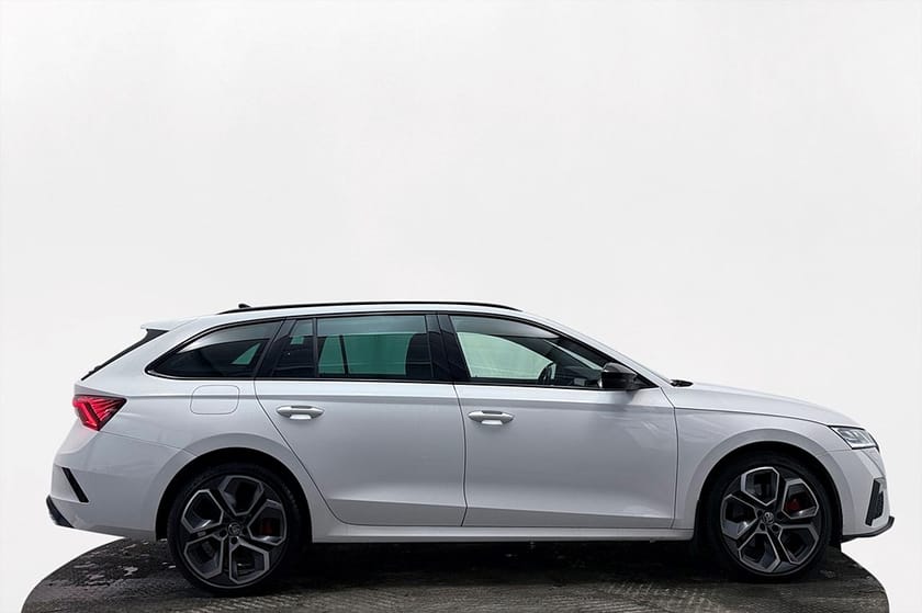 Bild 5 av Škoda Octavia Kombi RS iV Skoda Combi Värmare Easy Open Komfort CANTON MOMS 245hk