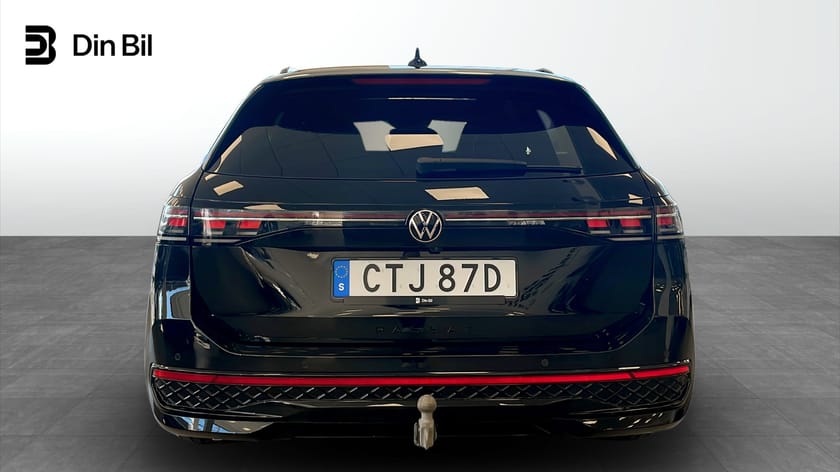Bild 5 av Volkswagen Passat Sportscombi R-LINE 2.0 TDI | 4M | Drag | Värmare | Läderklädse