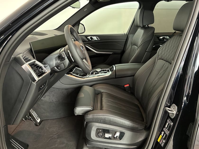 Bild 5 av BMW X5 xDrive50e 3,95%ränta M Sport Komfortstol Drag Panorama
